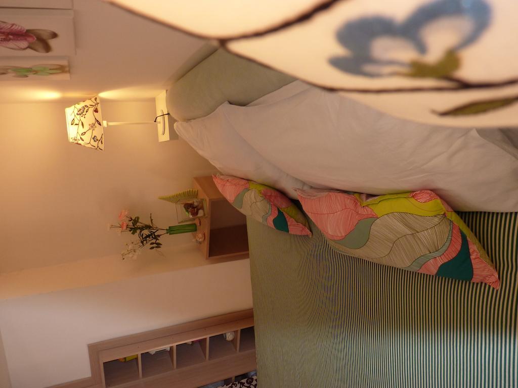 Bed and Breakfast Casa Di Erminia à Naples Extérieur photo