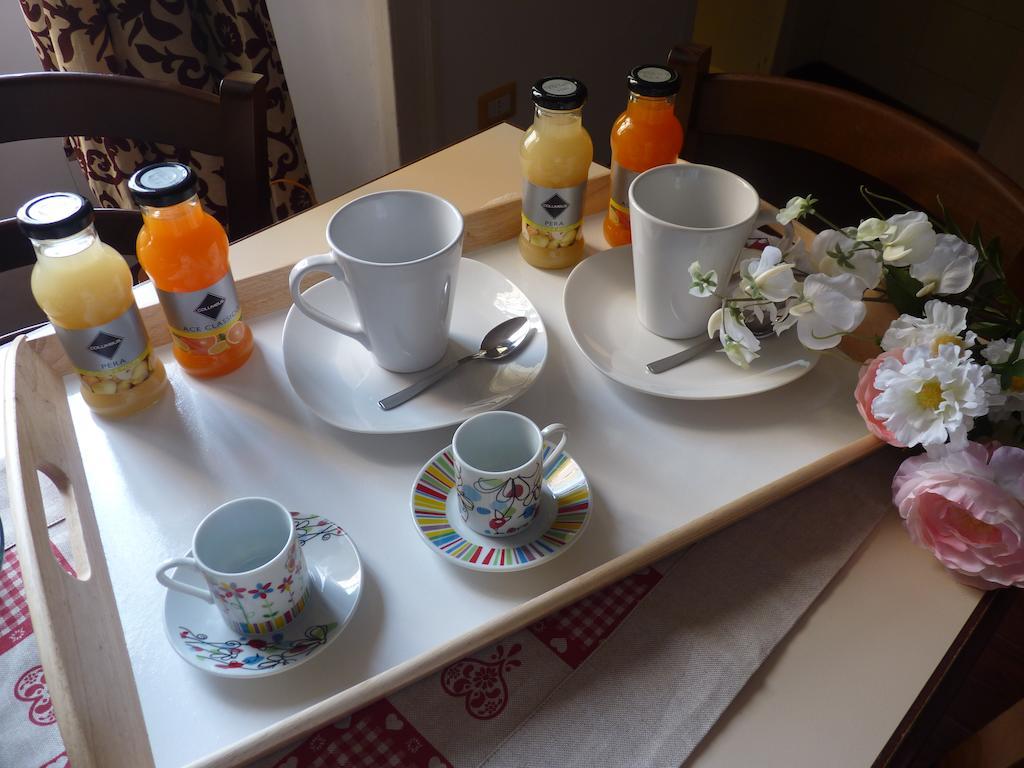 Bed and Breakfast Casa Di Erminia à Naples Extérieur photo