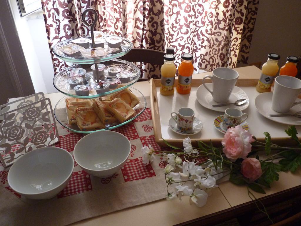 Bed and Breakfast Casa Di Erminia à Naples Extérieur photo